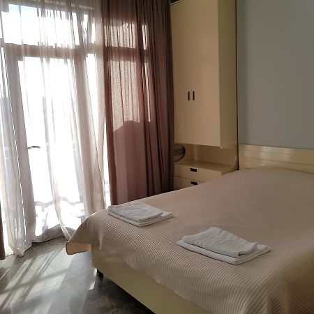 Apartament Gia باتومي المظهر الخارجي الصورة