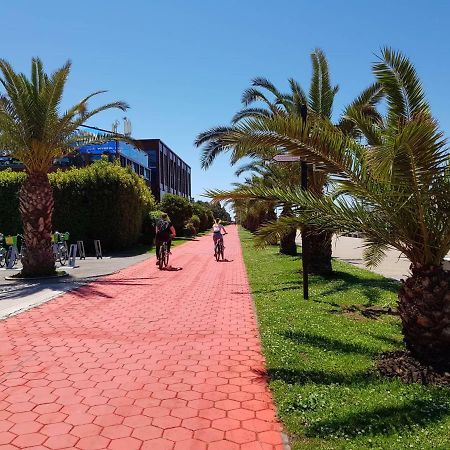 Apartament Gia باتومي المظهر الخارجي الصورة