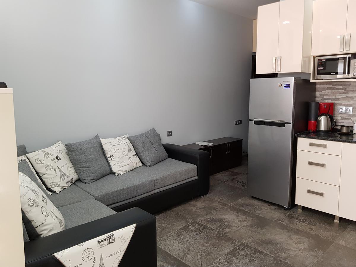 Apartament Gia باتومي المظهر الخارجي الصورة