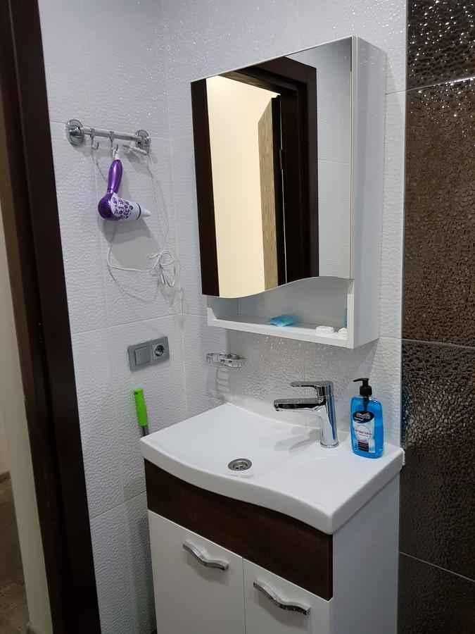 Apartament Gia باتومي المظهر الخارجي الصورة
